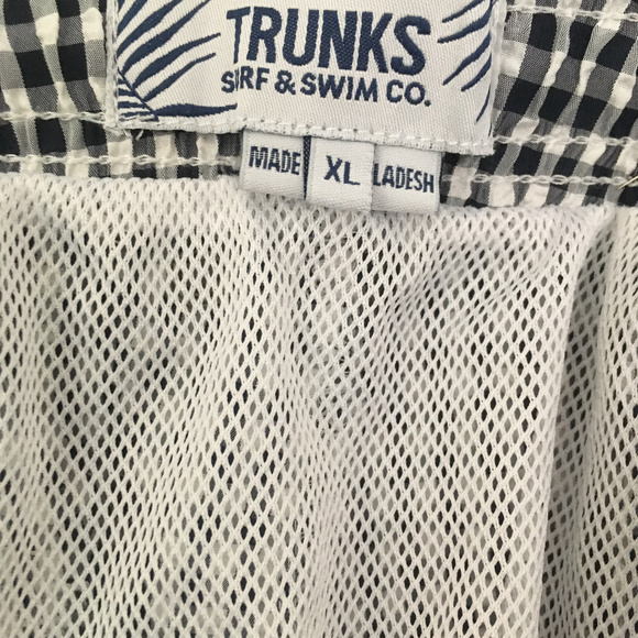Trunks Surf and Swim co. - Picture 4 of 8